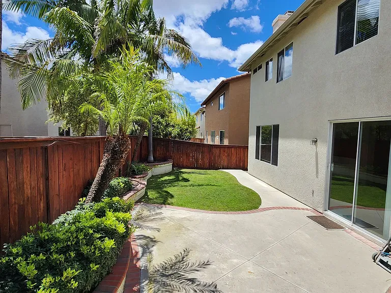 26 Anglesite — Photo 31