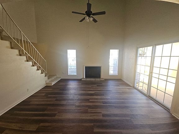4th image of 2109 Fleur De Lis Ct