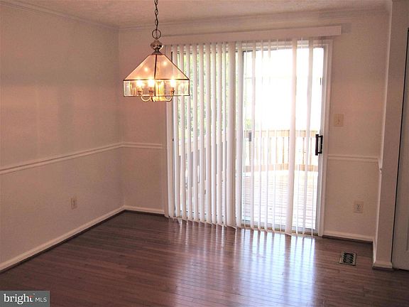 3rd image of 3964 Sunny Brook Ct
