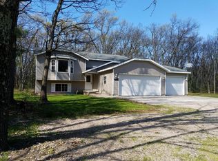 2515 E The Stray Way Ln, Newaygo, MI 49337