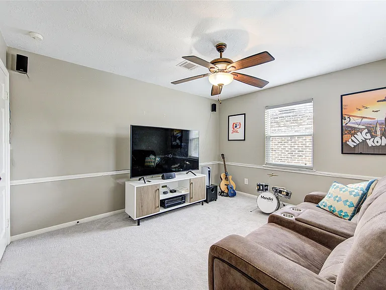 15739 Fleetwood Oaks Dr — Photo 34
