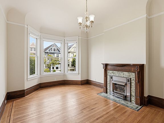 3rd image of 749 Clayton St #747