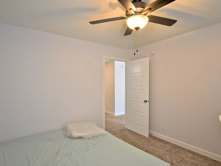 279 Bluebriar Trce — Photo 39