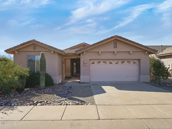 1061 W Ashworth Rd, Green Valley, AZ 85614