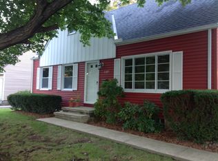 3189 8th St, Cuyahoga Falls, OH