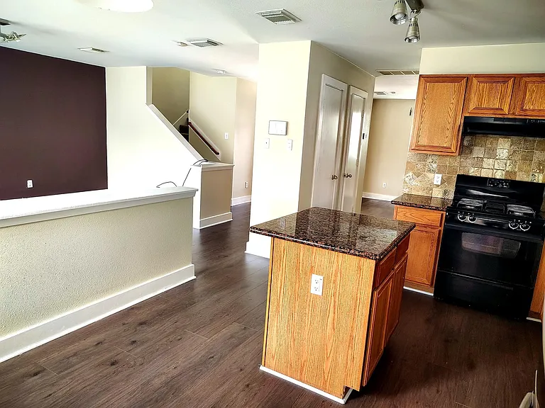 6334 Torrance Elms Ct — Photo 5
