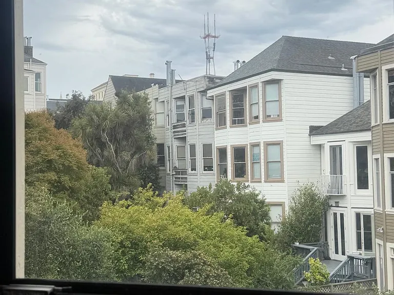 1459 Haight St #5 — Photo 12