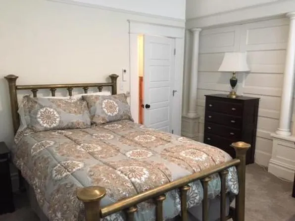 102 W Fulton St #2, Stockton, CA 95204