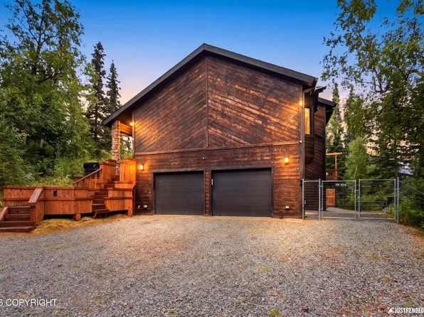 9660 Basher Dr, Anchorage, AK 99507