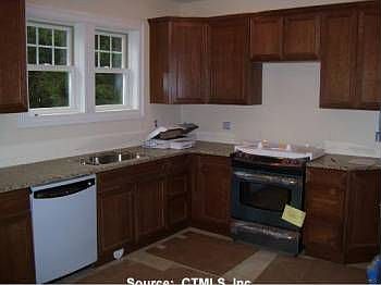 2nd image of 4444 Whitney Ave