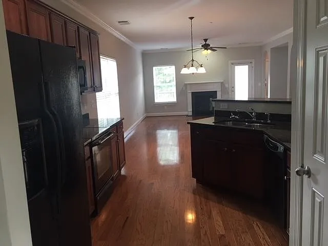 3405 Redmon Hl — Photo 6