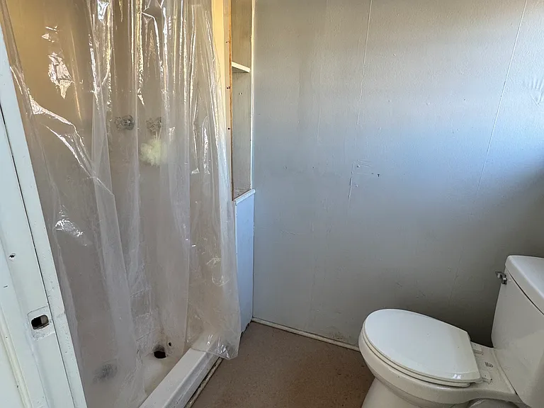 2774 Elmwood Ave — Photo 9