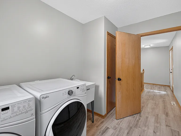 5073 51st St NW — Photo 9