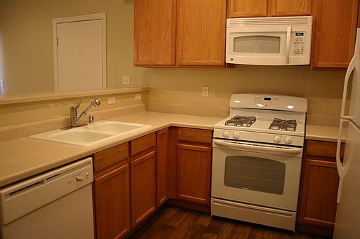 4th image of 10625 Mountain Stream Ct