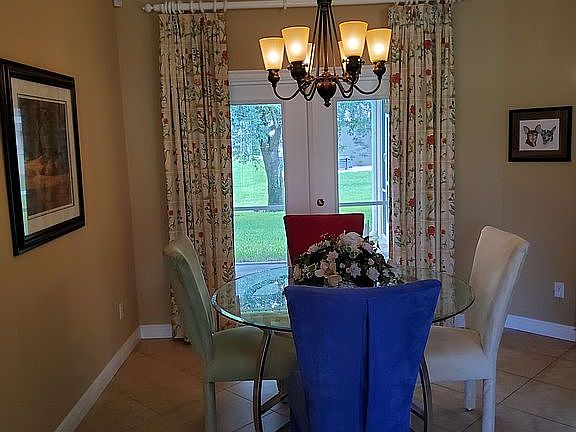 Dining room 