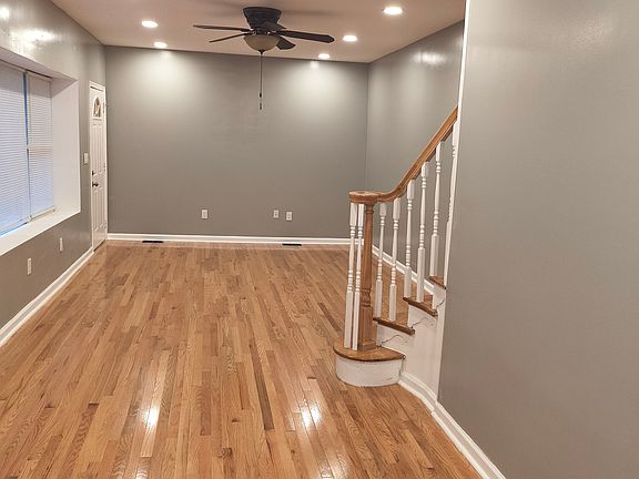 3rd image of 1947 S Iseminger St #1