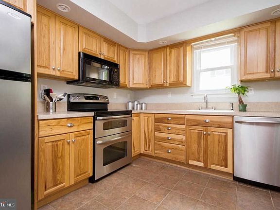 4th image of 142 Hopewell Ln