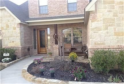 1st image of 5005 Oak Mill Dr