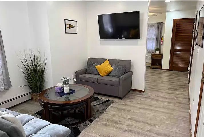 1 bed, 400 sqft, $2,900 — Photo 3