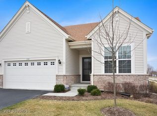 1141 Heathrow Ct, Aurora, IL 60502