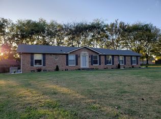 127 Stillhouse Rd, Hendersonville, TN 37075