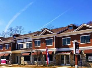 2518 Whitney Ave #7, Hamden, CT 06518