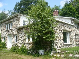 89 Mandell Rd, Shawangunk, NY 12566