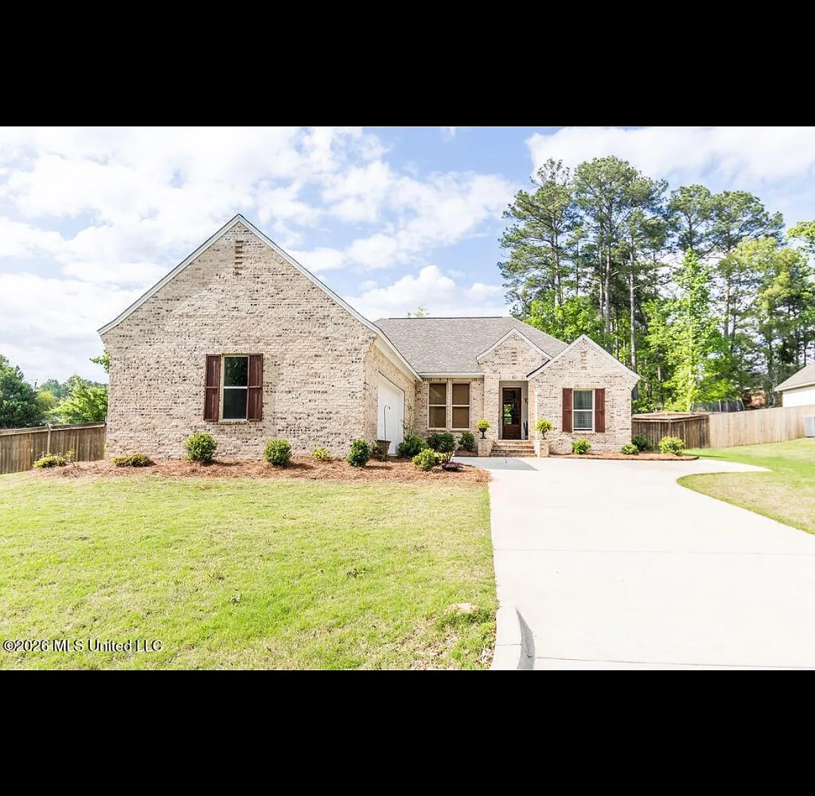 4 bed, 2143 sqft, $3,000 — Photo 1