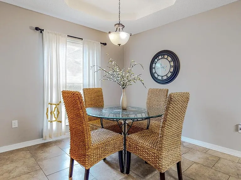 1054 Northview Dr — Photo 37