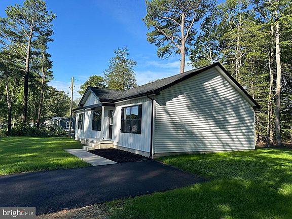 2nd image of 37436 Carolina Dr