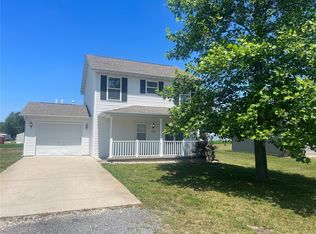 1008 Hawkland St, Carrollton, IL 62016