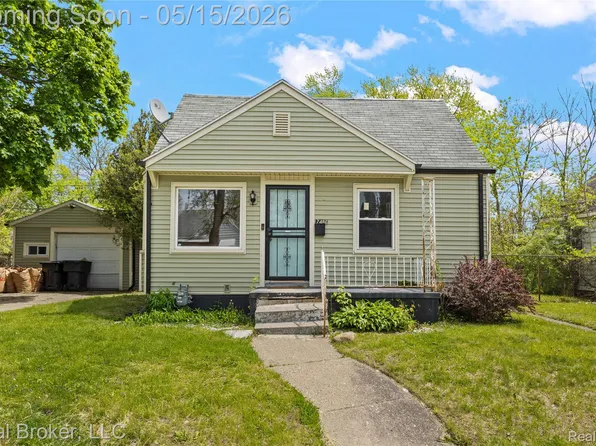 17486 Maine St, Hamtramck, MI 48212