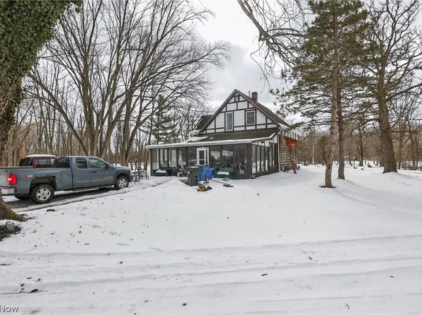 9491 Root Rd, North Ridgeville, OH 44039