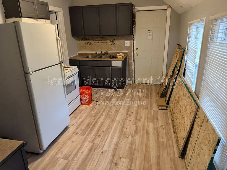 2620 Emerson Ave N #2 — Photo 7