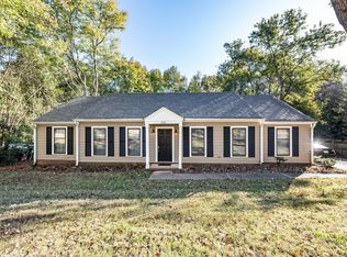 622 Silversmith Ln, Charlotte, NC 28270
