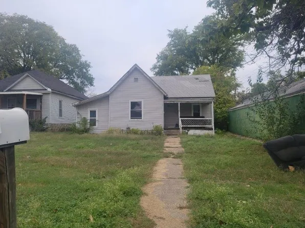 317 E Lincoln Ave, Wellington, KS 67152