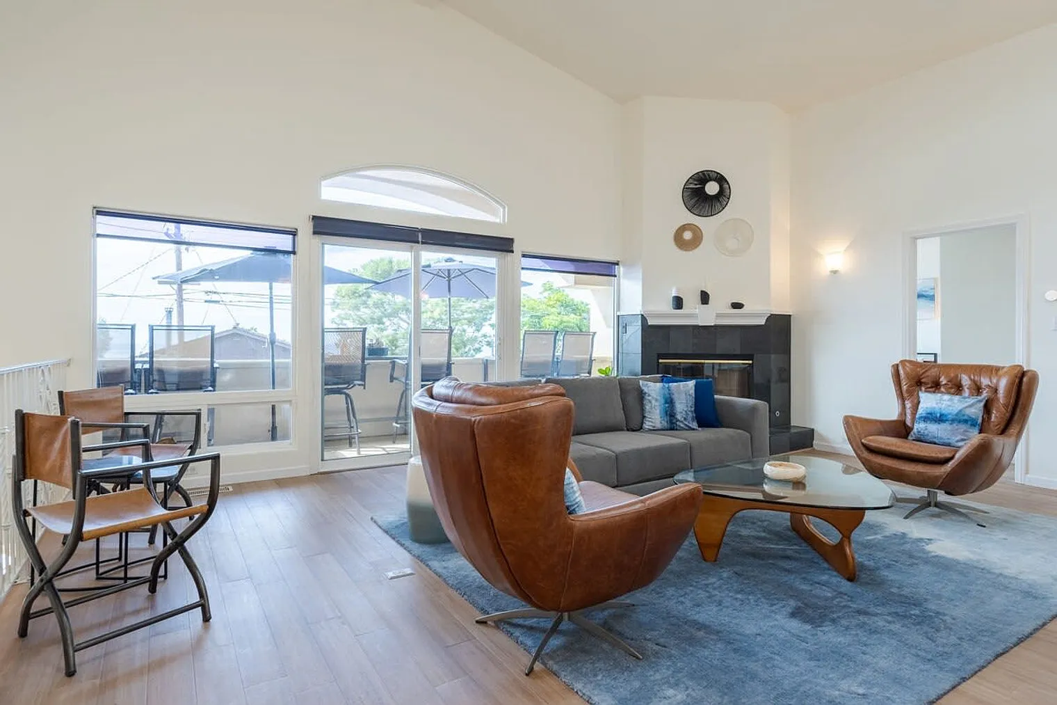 3 bed, 3.0 bath, 2325 sqft, $14,390 — Photo 1