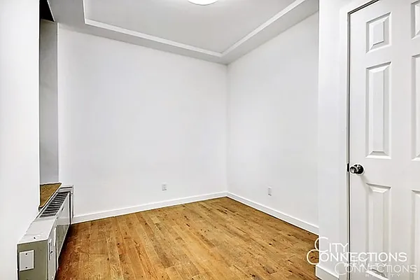 Rented by City Connections Realty | media 16