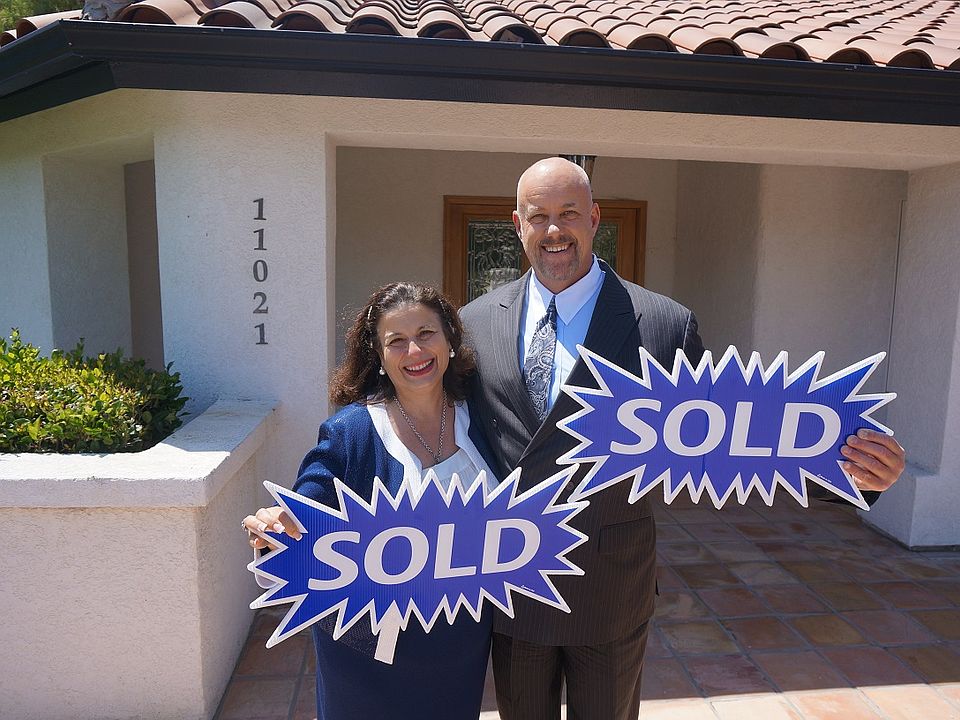 2nd image of 11021 Las Posas Rd