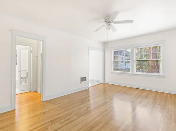 Presidential Court Apartments