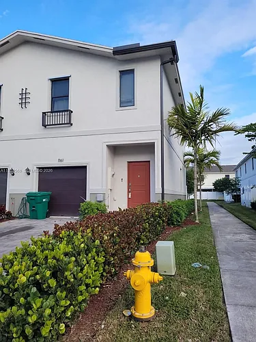 1161 SW 8th Ave Photo 1