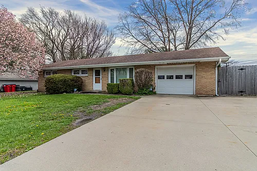 2106 Campbell Dr Photo 1