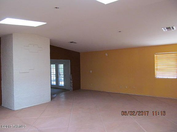 4th image of 2040 S Cottonwood Ln
