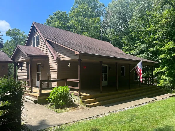 17141 S Powder Mill Dr, Clinton, IN 47842