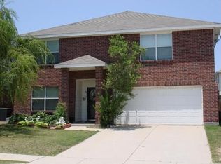 2153 Laughlin Rd, Fort Worth, TX 76177