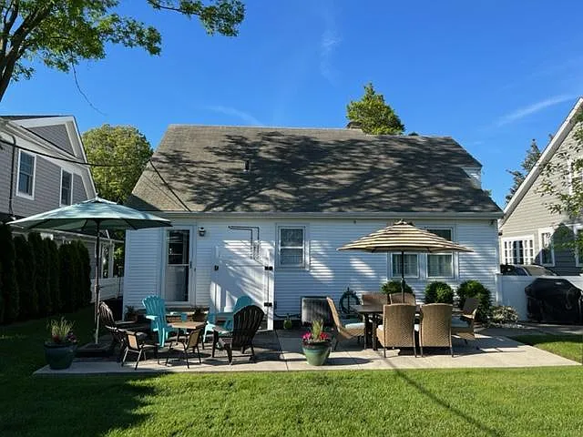 407 Boston Blvd — Photo 22