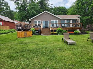 13 Husted Way, Schroon Lake, NY 12870