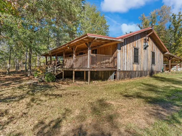 345 Howard Rd, Pittsview, AL 36871