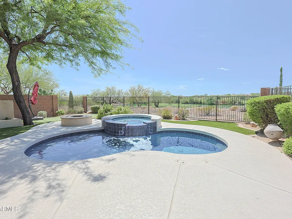 40838 N Prestancia Ct