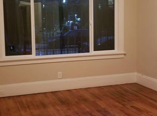 866 32nd St #2, Emeryville, CA 94608